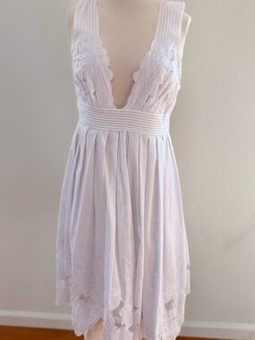 Catherine Malandrino White Cotton dress with Scallop Trim